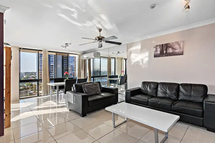 904/70 Remembrance Drive