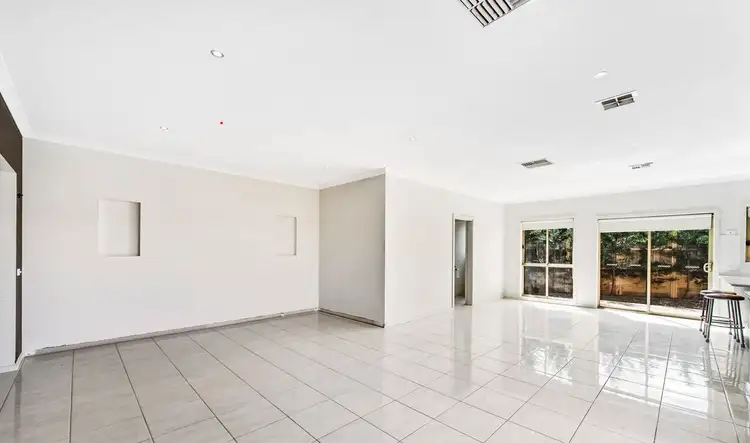Second view of Homely house listing, 4/4 Granholm Grove, Harkness VIC 3337