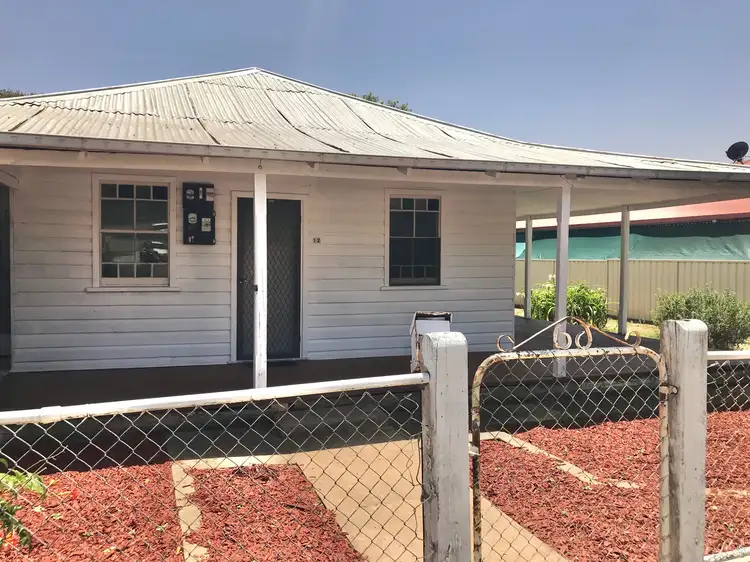 12 Vera Street, Tamworth NSW 2340