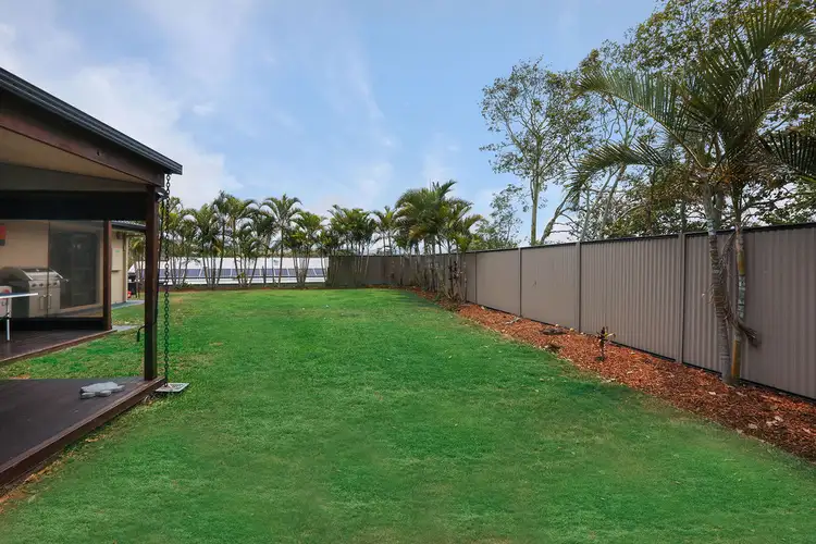 Second view of Homely house listing, 26 Aberdeen Court, Highland Park QLD 4211