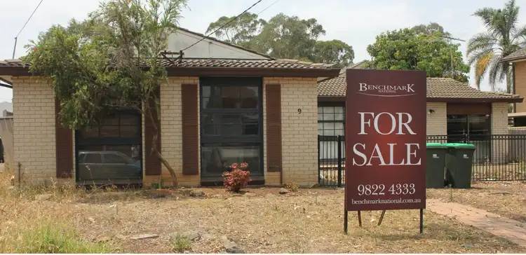 9 Kalimna Street, Moorebank NSW 2170