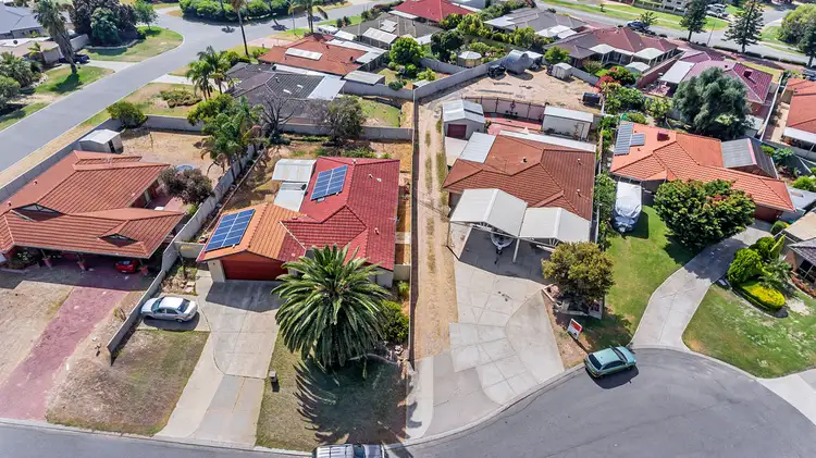 Second view of Homely house listing, 5 Glenroy Gardens, Port Kennedy WA 6172
