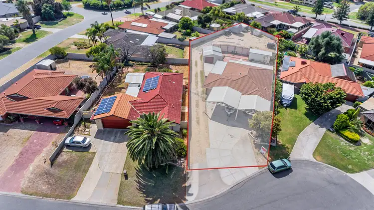 Third view of Homely house listing, 5 Glenroy Gardens, Port Kennedy WA 6172