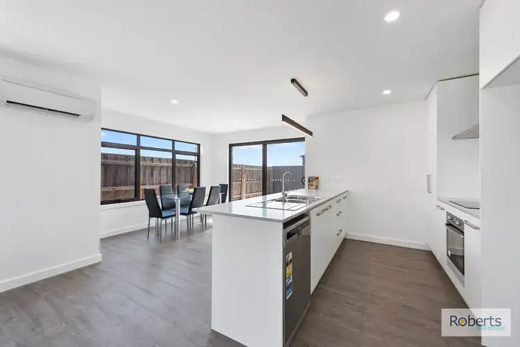 Fifth view of Homely villa listing, 4/1 Sunrise Court, Shearwater TAS 7307