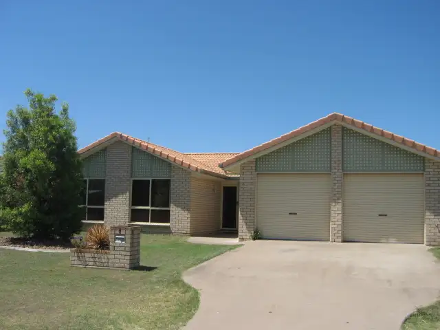 4 Chancellor Drive, Urraween QLD 4655