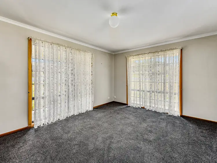 Fifth view of Homely house listing, 6 Woodcrest Close, Mount Gambier SA 5290