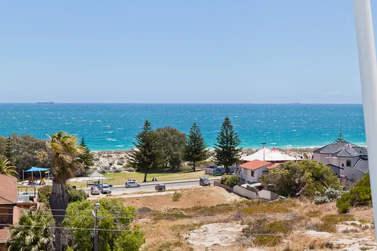 Fifth view of Homely apartment listing, 10/272 West Coast Highway, Scarborough WA 6019