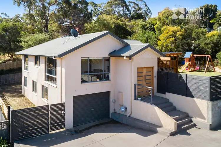 15 Katrina Court, Lindisfarne TAS 7015