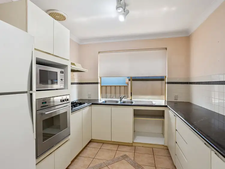 Sixth view of Homely villa listing, 1/37 Eric Street, Como WA 6152