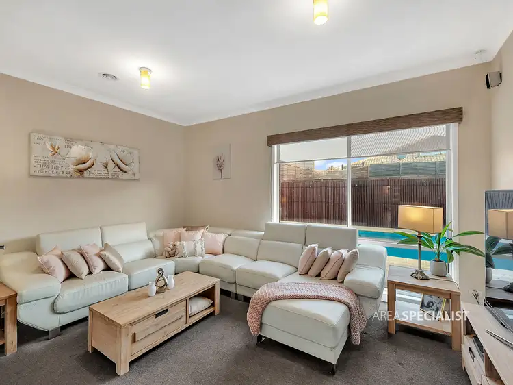 Second view of Homely house listing, 4 Silvergum Place, Cranbourne VIC 3977