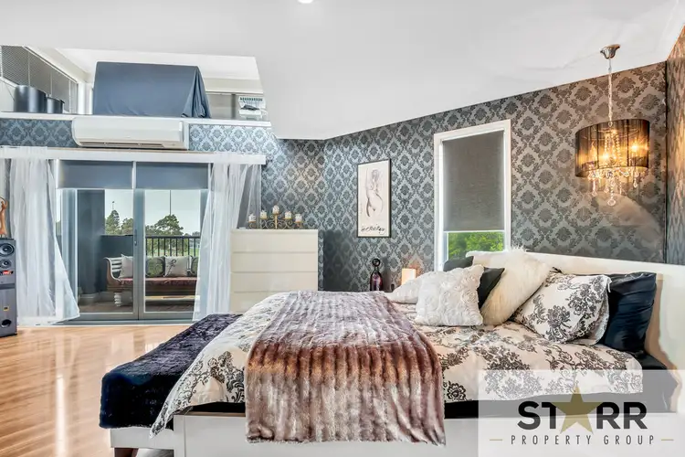 4/8 Sherdley Green, Caroline Springs VIC 3023
