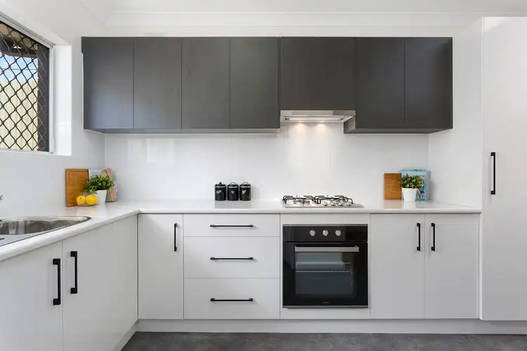 1/66 Forest Avenue, Black Forest SA 5035