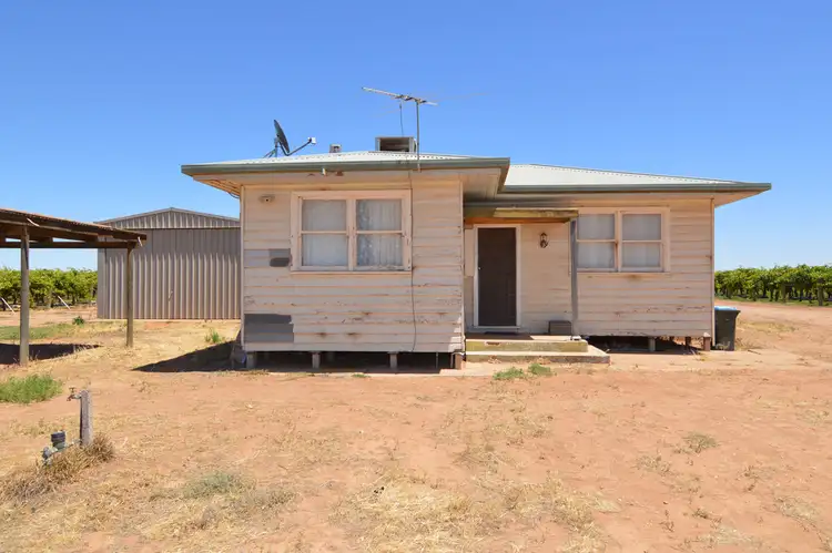 255 Koorlong Avenue, Nichols Point VIC 3501