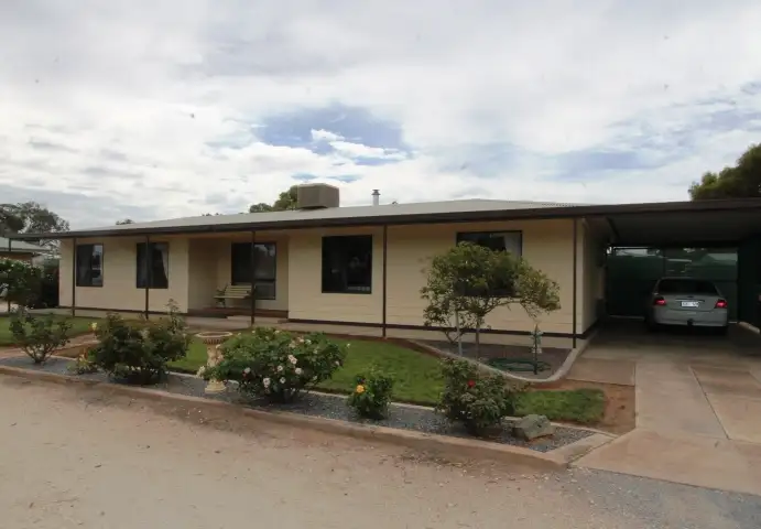 36 Lincoln Highway, Cowell SA 5602
