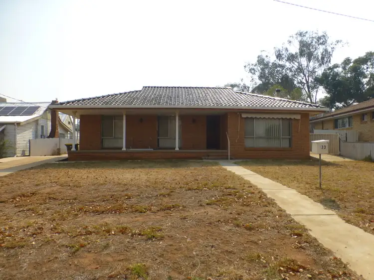 133 Euchie Street, Peak Hill NSW 2869