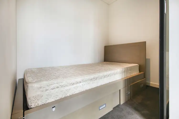 Fifth view of Homely apartment listing, 604/591-593 Elizabeth St, Melbourne VIC 3000