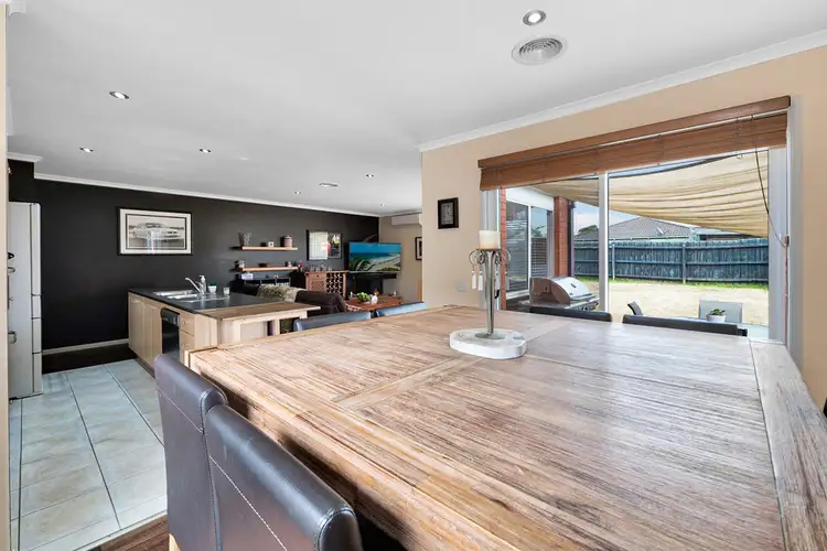 Sixth view of Homely house listing, 11 Incana Court, Cranbourne West VIC 3977