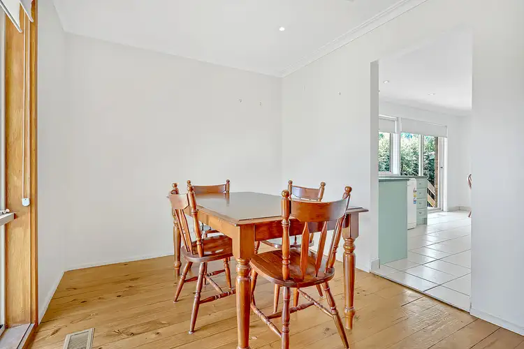Fifth view of Homely house listing, 2 Jennifer Court, Whittlesea VIC 3757