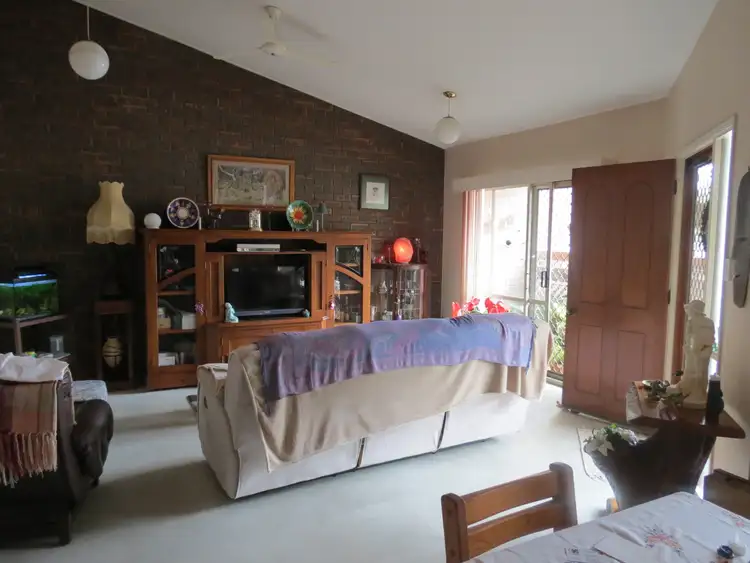 Fifth view of Homely unit listing, 9/272 Torquay Terrace, Torquay QLD 4655