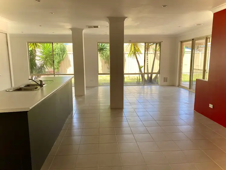 Fourth view of Homely house listing, 2 Polwarth Circuit, Eaton WA 6232