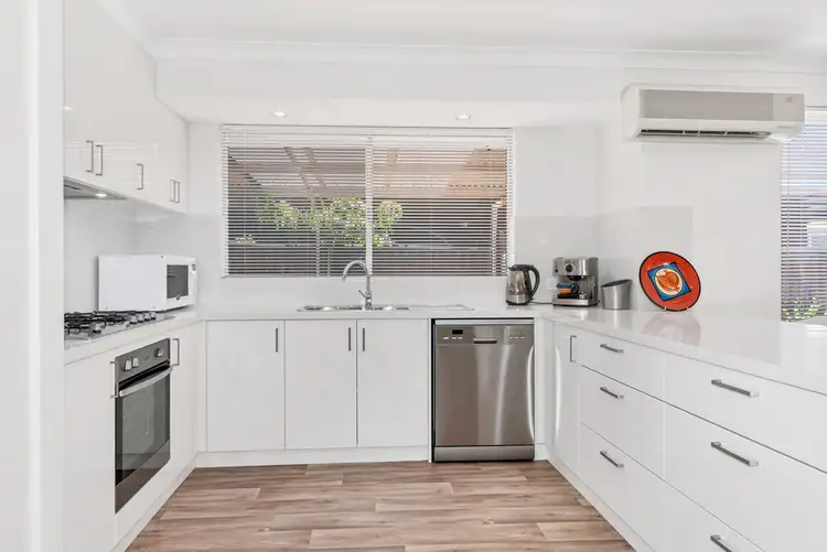 Sixth view of Homely house listing, 39 Brixham Way, Warnbro WA 6169