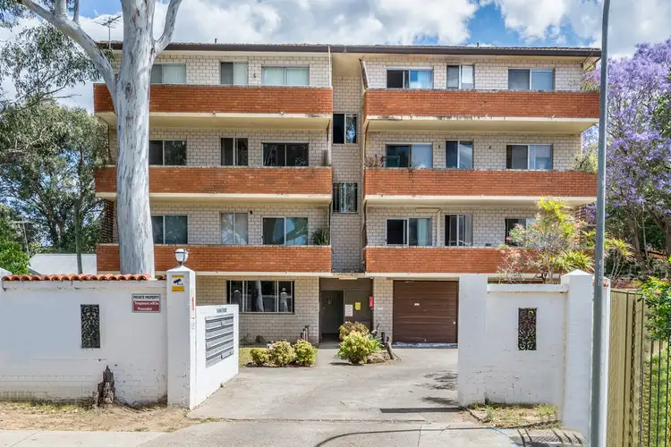 18/1 Waterside Crescent, Carramar NSW 2163
