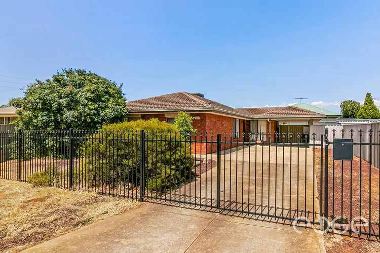 34 Sterling Court, Smithfield Plains SA 5114