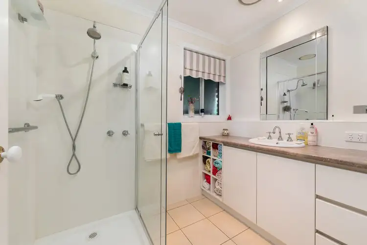 Sixth view of Homely unit listing, 4/11 Lane Road, Ferntree Gully VIC 3156