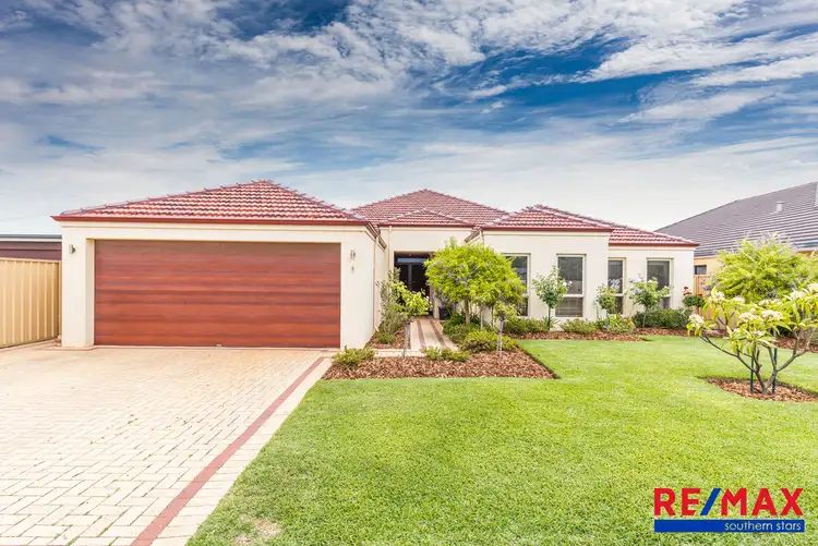 4 Biarritz Way, Canning Vale WA 6155
