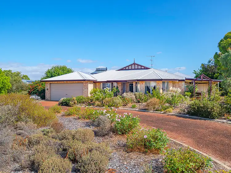 25 Windlemere Drive, Dunsborough WA 6281