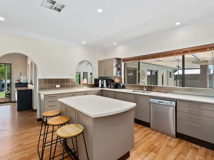 12 Irwin Place, Maida Vale WA 6057