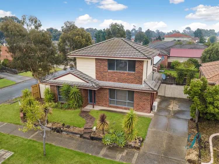 92 Sorbonne Drive, Sunbury VIC 3429