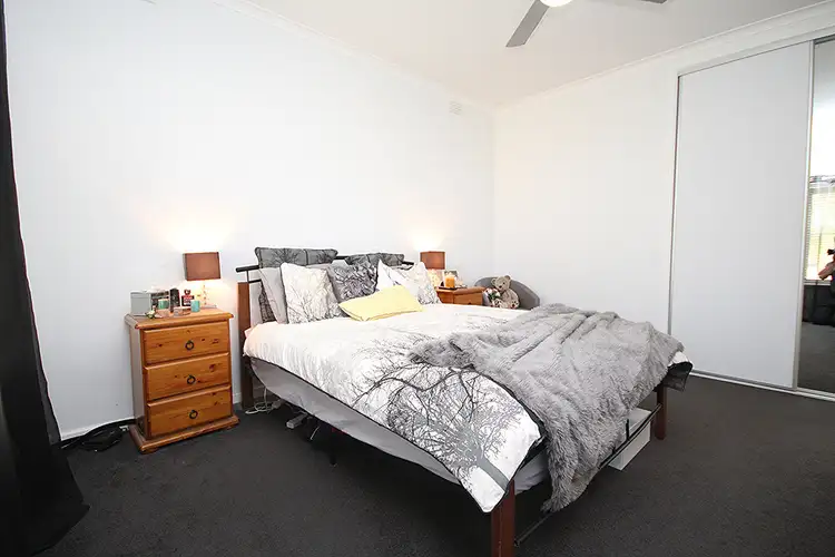 Sixth view of Homely house listing, 11 Hillary Street, Horsham VIC 3400