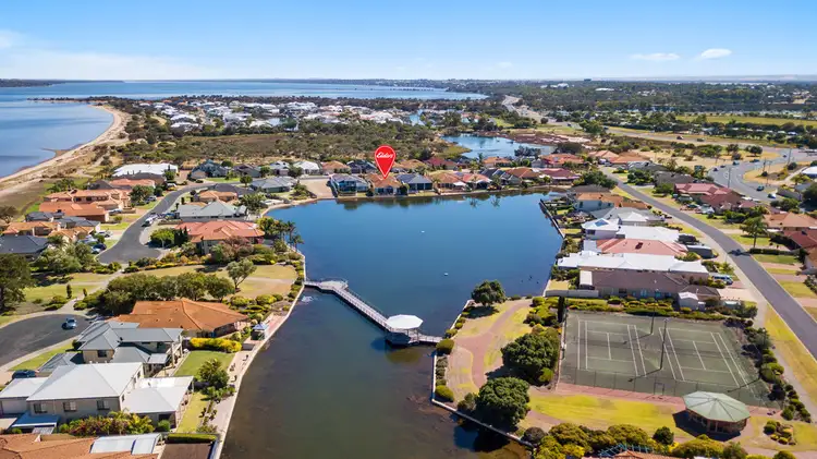 30 Pickworth Retreat, Pelican Point WA 6230
