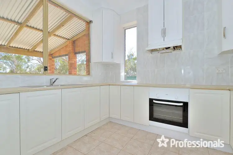 Fifth view of Homely house listing, 21 Crestmoor Pass, Bullsbrook WA 6084