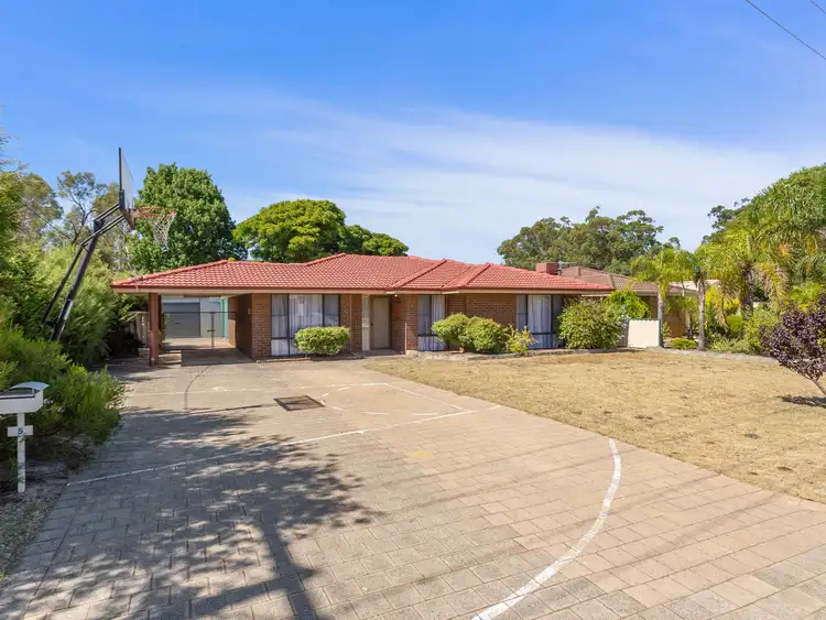 5 Dorigo Place, Gosnells WA 6110