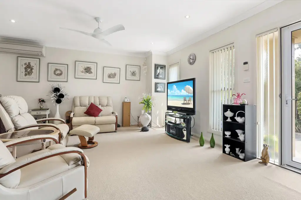 Main view of Homely villa listing, 1/93 Avondale Rd, Avondale NSW 2530