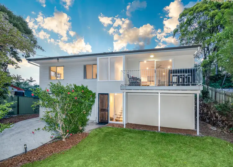 15 Dryandra Court, Everton Hills QLD 4053