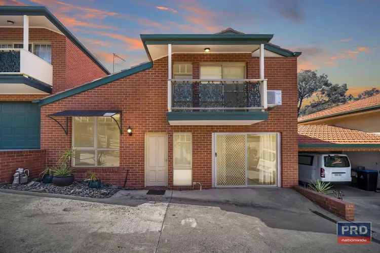 2/48 Houlahan Street, Flora Hill VIC 3550
