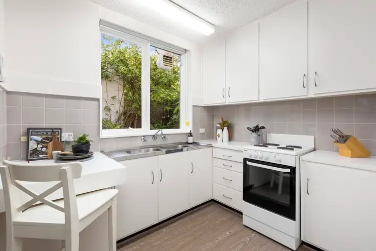 Second view of Homely unit listing, 17/5 Grandview Grove, Hawthorn East VIC 3123