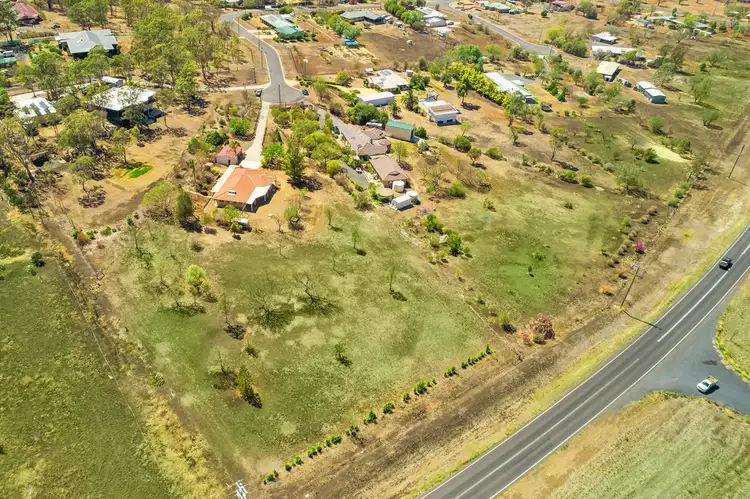 Second view of Homely house listing, 7 Sylvia Court, Vale View QLD 4352