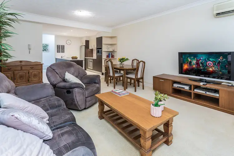 Second view of Homely apartment listing, 7/33 HUMPYBONG ESPLANADE, Redcliffe QLD 4020