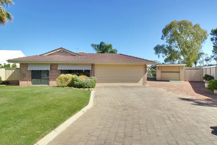 10 Matilda Court, Cooloongup WA 6168
