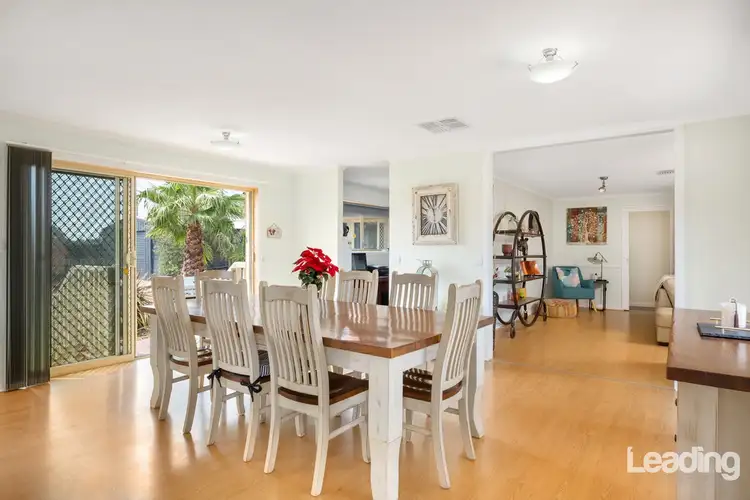 Sixth view of Homely house listing, 17 Woodstock Close, Sunbury VIC 3429