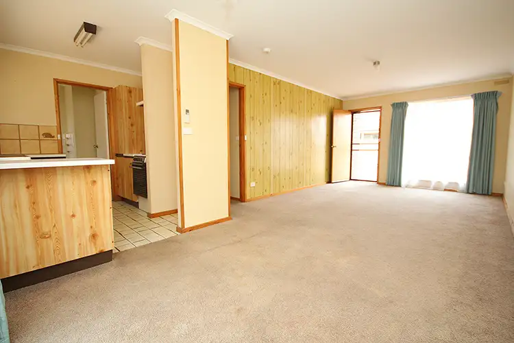 Sixth view of Homely unit listing, 4/3 Tydeman Street, Horsham VIC 3400