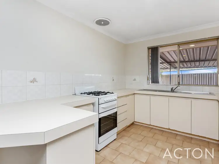 Fifth view of Homely house listing, 7B Medlar Grove, South Lake WA 6164