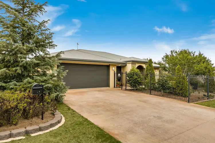 14 Manooka Crescent, Highfields QLD 4352