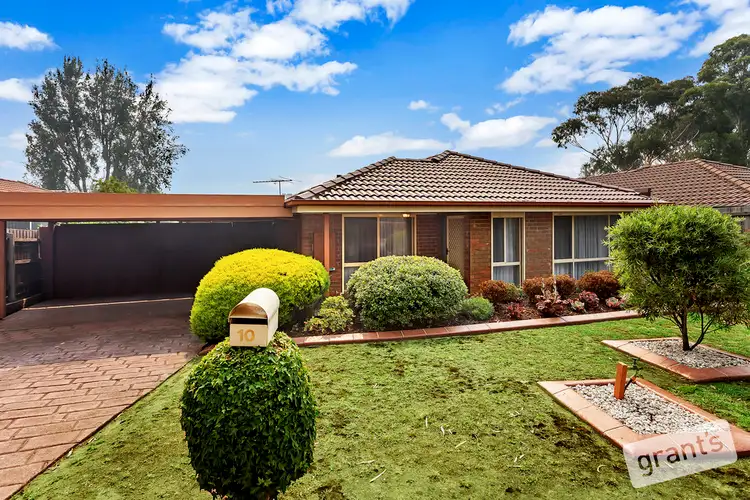 10 Mahogany Avenue