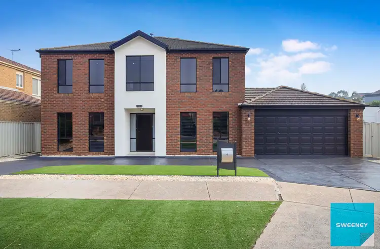 4 Cairn Curran Terrace, Caroline Springs VIC 3023