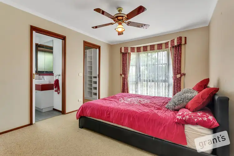 Fifth view of Homely house listing, 3 Victory Court, Narre Warren VIC 3805
